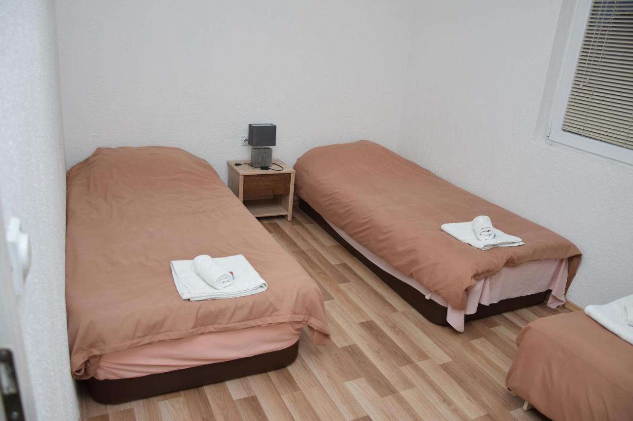 Markos Towers Apartments 普里莱普 外观 照片